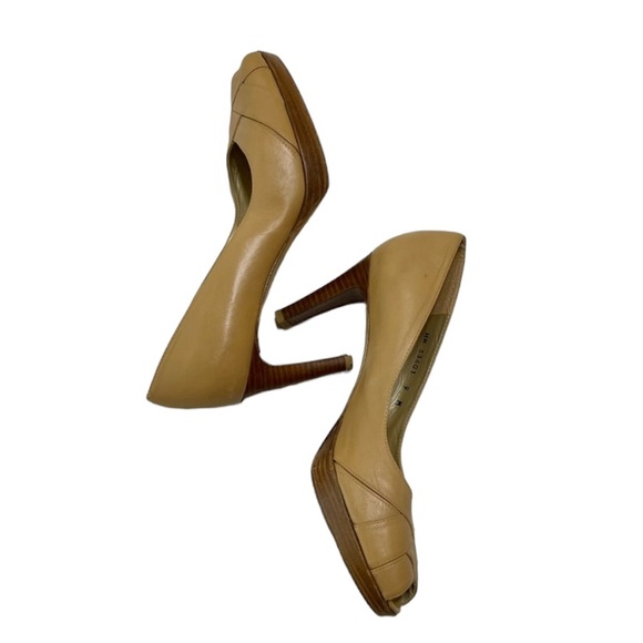 Stuart Weitzman Peep Toe Pumps Almond Shape Size 9 Vintage Character Shoes - Picture 4 of 8